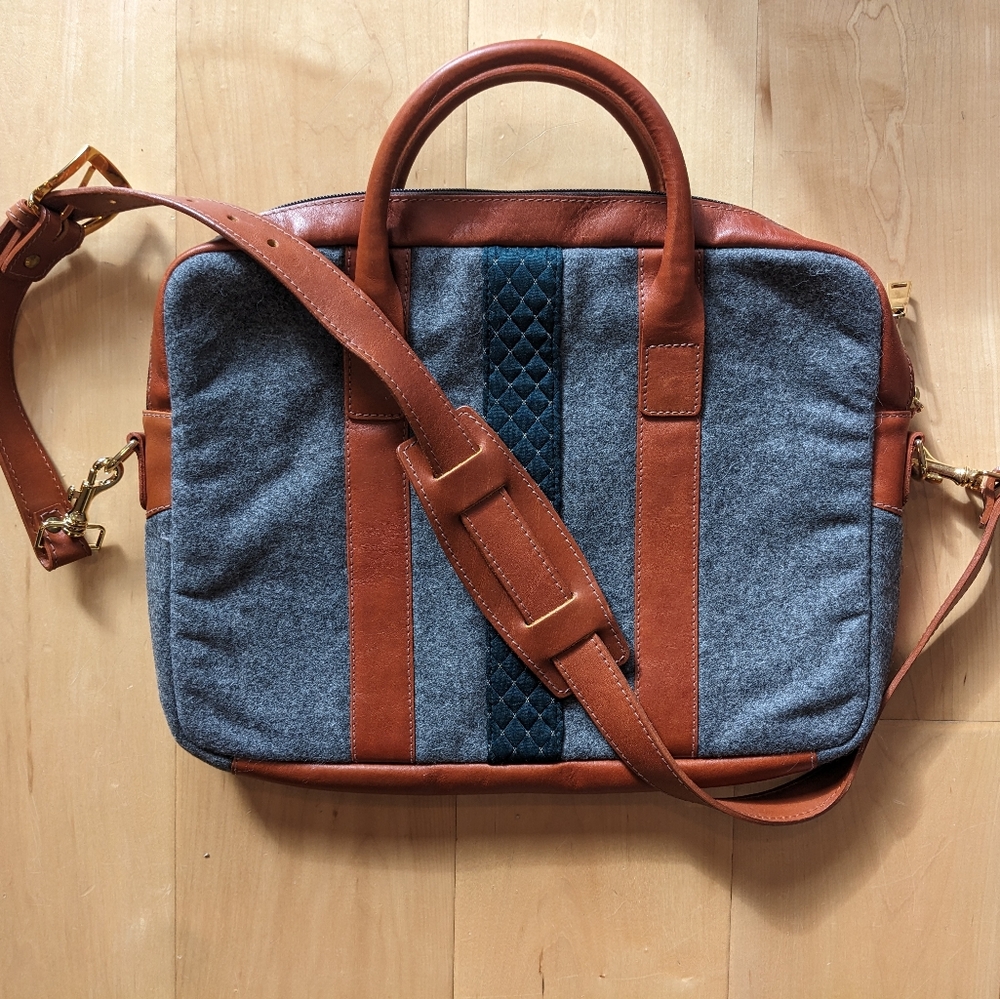 Monte & Coe wool and leather briefcase 🍁
